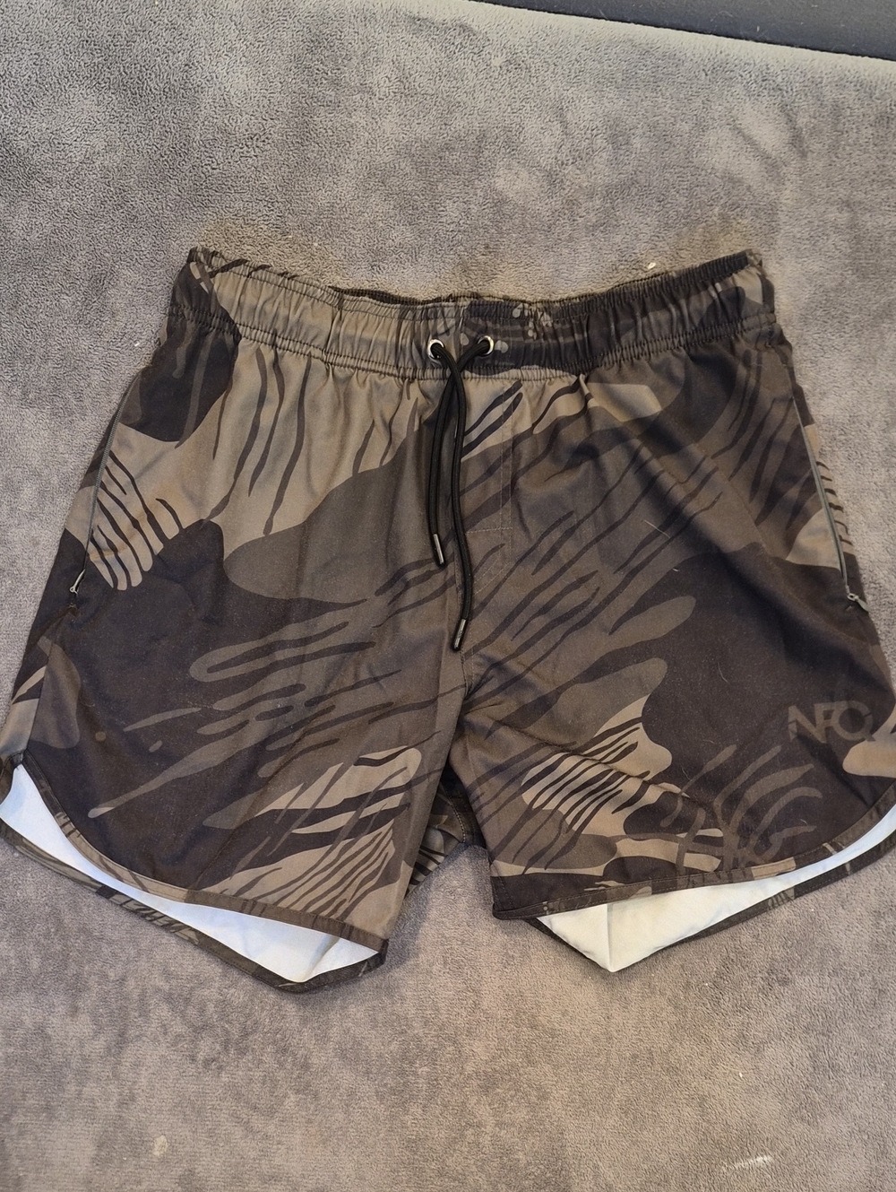 Men's Camouflage Black & Gray  Shorts